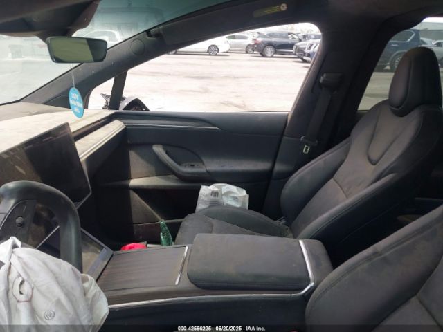 2023 TESLA MODEL X 7SAXCBE59PF395428 Photo 4