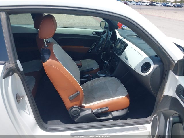 3VWF17AT1FM655263 Volkswagen 2015