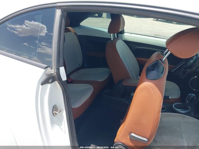 3VWF17AT1FM655263 Volkswagen 2015