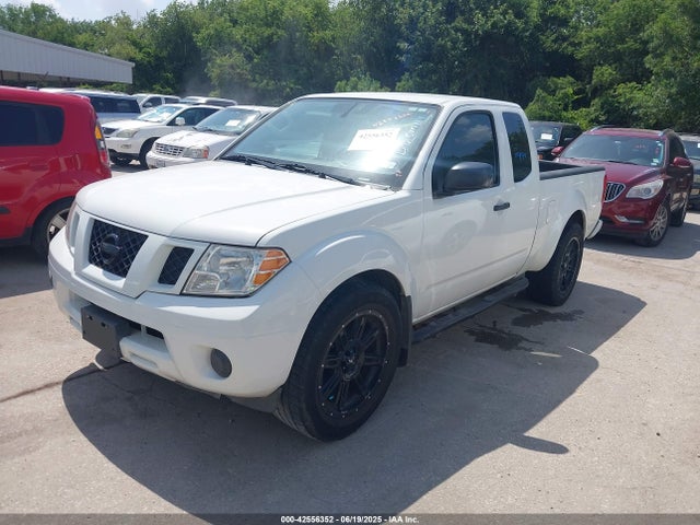 Nissan 2019 2019 1N6BD0CT6KN762450 Image 2