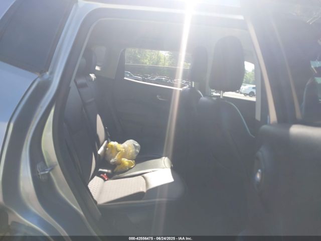 2019 JEEP COMPASS 3C4NJDBB3KT767582 Photo 7