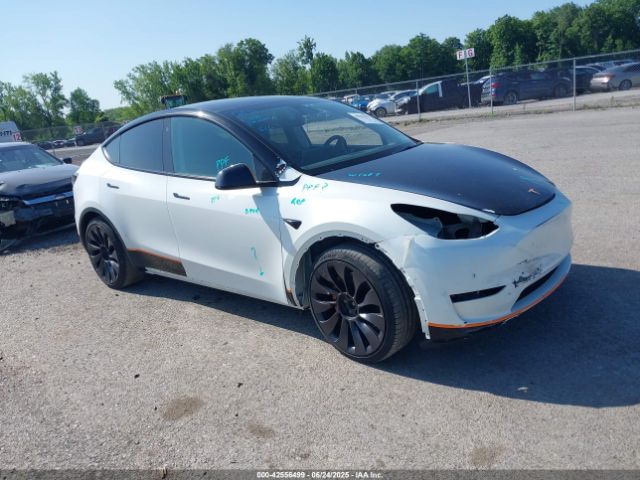 2022 TESLA MODEL Y 7SAYGDEF9NF308413