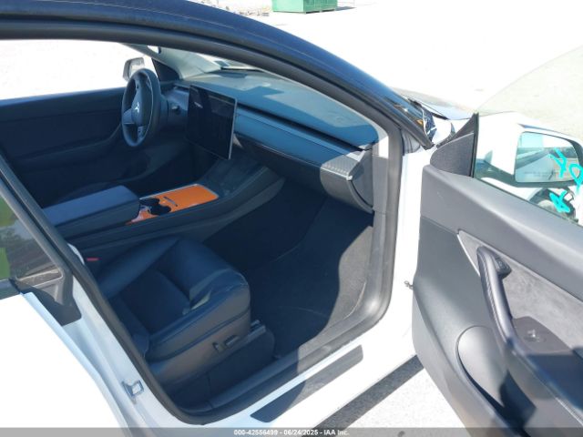 2022 TESLA MODEL Y 7SAYGDEF9NF308413 Photo 4