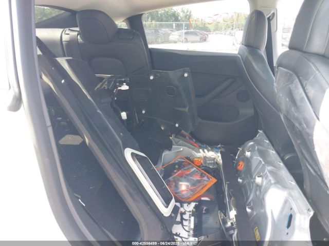 2022 TESLA MODEL Y 7SAYGDEF9NF308413 Photo 7