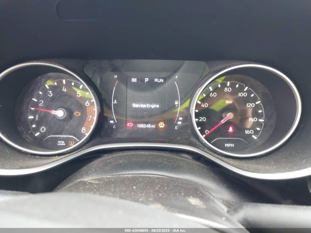 3C4NJCBBXJT227168 Jeep Compass