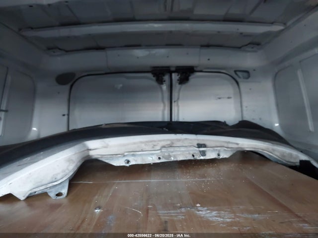 3N6CM0KN1GK695034 Nissan 2016