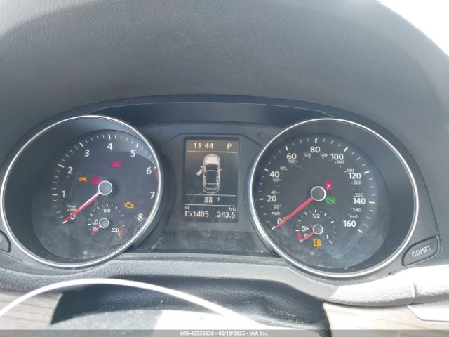 1VWBT7A32GC057629 Volkswagen 2016
