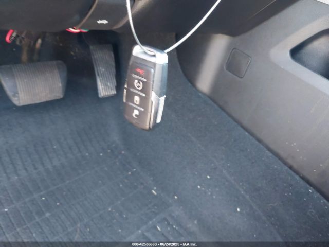 2019 RAM 1500 1C6SRFLT8KN797618 Photo 10