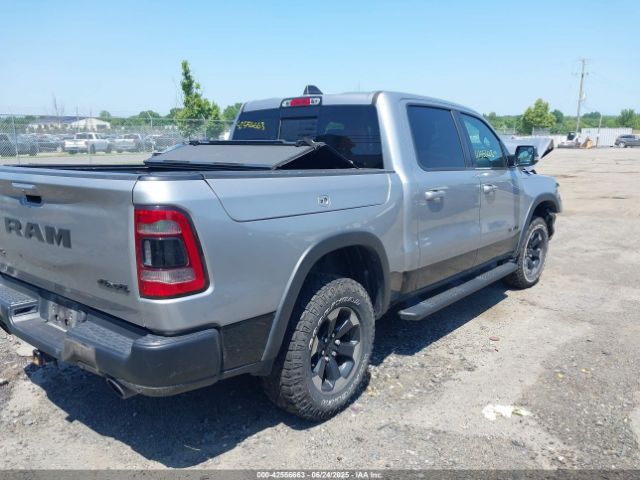 2019 RAM 1500 1C6SRFLT8KN797618 Photo 3