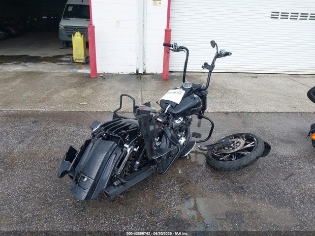 Harley-Davidson Flhr Road King 2017 1HD1FBC17HB619535 Image 4