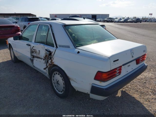 1992 MERCEDES-BENZ 190 WDBDA29D7NF950147 Photo 2
