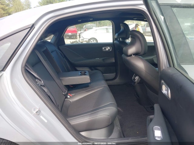 Hyundai Ioniq 6 2023 KMHM54AC4PA040262 Image 8