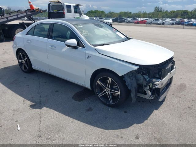 2020 MERCEDES-BENZ A 220 W1K3G4EB6LJ233590
