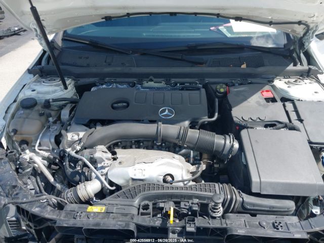2020 MERCEDES-BENZ A 220 W1K3G4EB6LJ233590 Photo 9