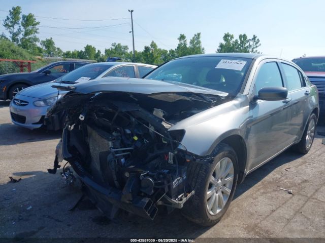 2013 CHRYSLER 200 1C3CCBBB3DN649562 Photo 1