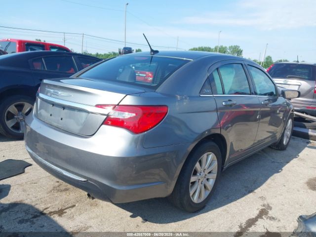 2013 CHRYSLER 200 1C3CCBBB3DN649562 Photo 3