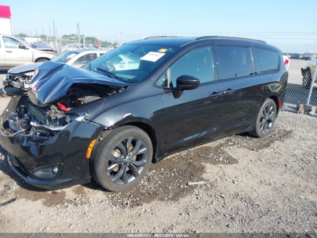 2020 CHRYSLER PACIFICA 2C4RC1BG3LR250499 Photo 1