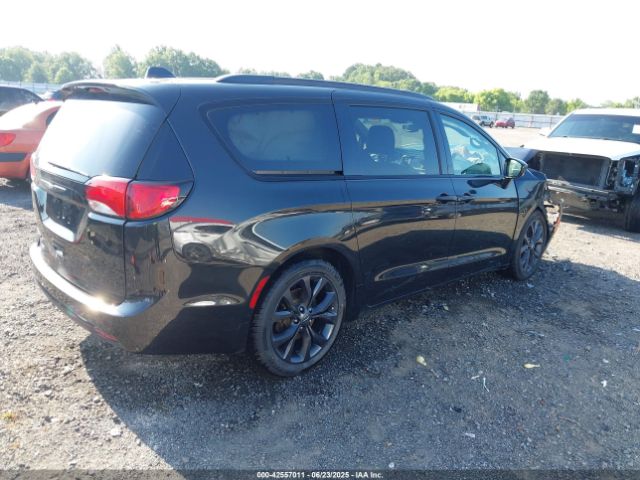2020 CHRYSLER PACIFICA 2C4RC1BG3LR250499 Photo 3