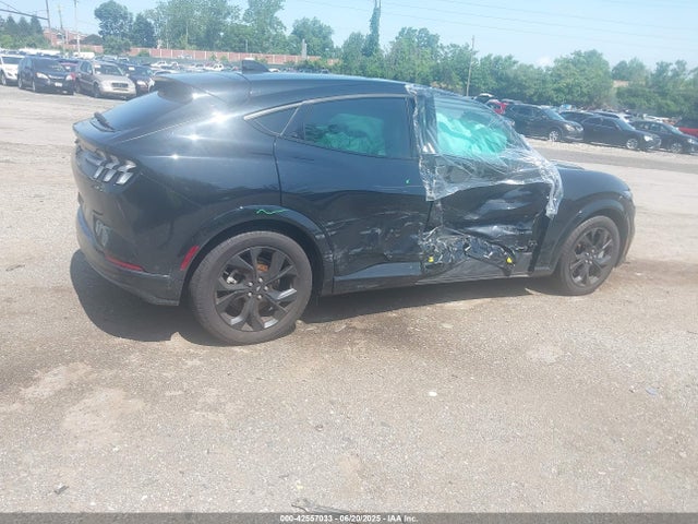 3FMTK3SU0PMA62851 Ford Mustang Mach-E