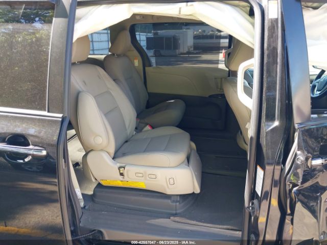 2020 TOYOTA SIENNA 5TDYZ3DC7LS035294 Photo 7