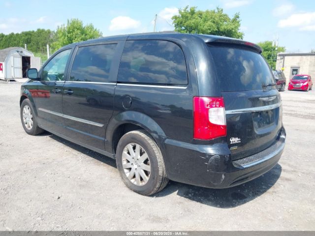 2016 CHRYSLER TOWN & COUNTRY 2C4RC1BG0GR286463 Photo 2