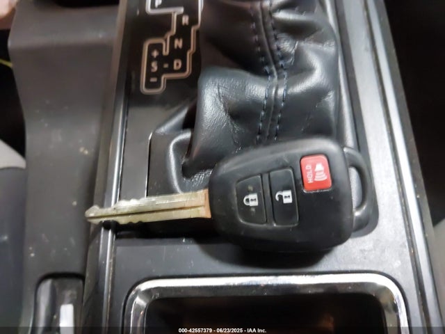 5TFRX5GN5KX164727 Toyota 2tr-fe