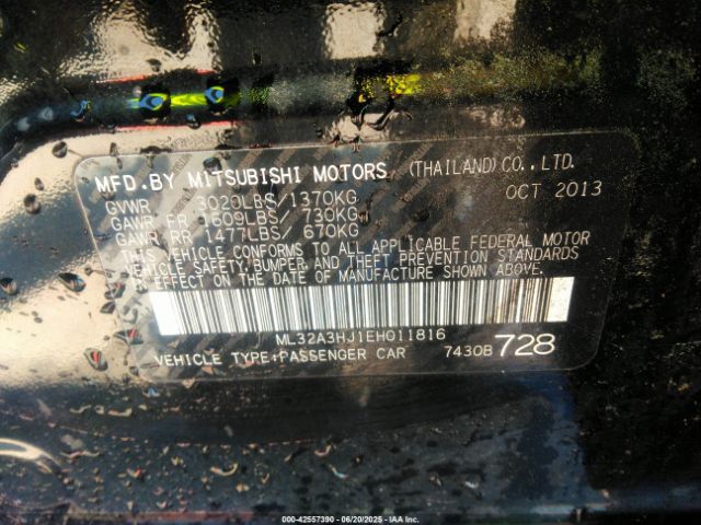 2014 MITSUBISHI MIRAGE ML32A3HJ1EH011816 Photo 8