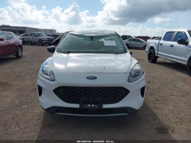 2022 FORD ESCAPE 1FMCU0F65NUB21535 Photo 5
