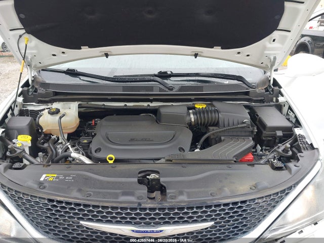 Chrysler Pacifica 2020 2C4RC1BG4LR109151 Image 10