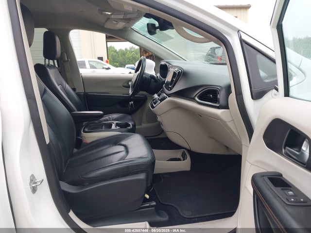Chrysler Pacifica 2020 2C4RC1BG4LR109151 Image 5