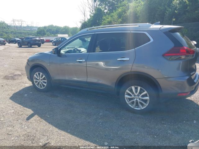 2019 NISSAN ROGUE 5N1AT2MV0KC768068 Photo 2