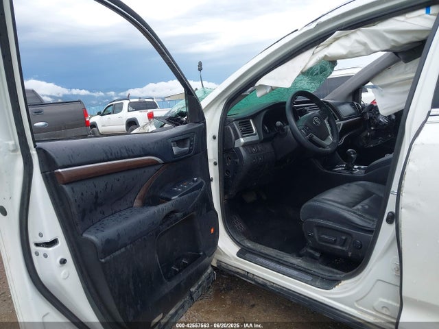 Toyota 2gr-fe 2016 5TDDKRFH3GS285507 Image 5