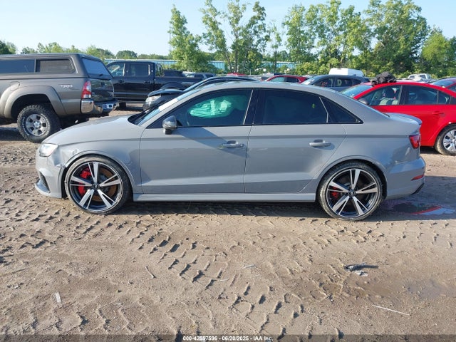 Audi 2019 2019 WUABWGFF9KA901895 Image 14