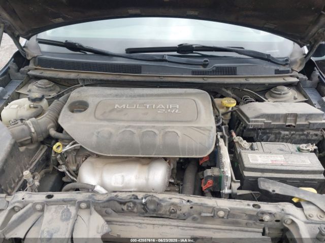1C3CCCAB3FN571794 Chrysler 2015