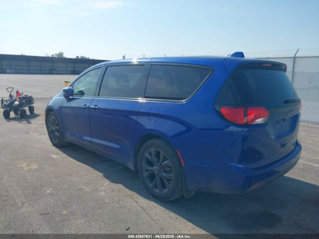 2020 CHRYSLER PACIFICA 2C4RC1FG8LR242747 Photo 2