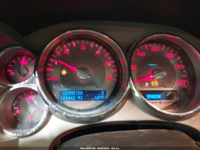 2013 Chevrolet Silverado 1500 Lt მანქანა იყიდება აუქციონზე, vin: 3GCUKSE20DG294213, აუქციონის ნომერი: 42557706