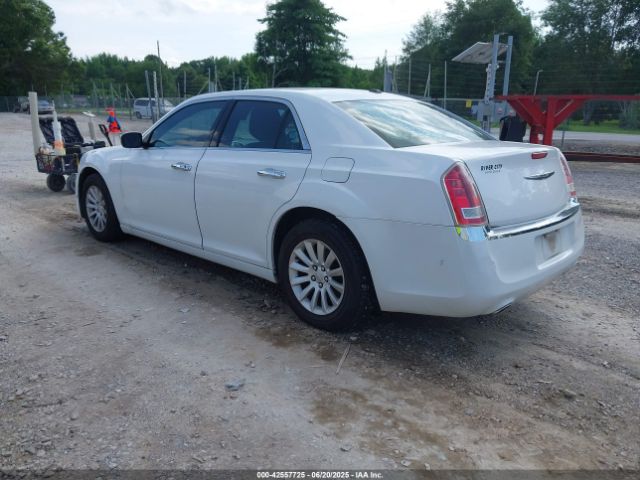 2012 CHRYSLER 300 2C3CCAAG7CH228944 Photo 2