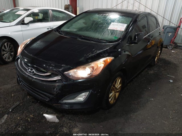 2013 Hyundai Elantra Gt მანქანა იყიდება აუქციონზე, vin: KMHD35LE4DU059463, აუქციონის ნომერი: 42557742
