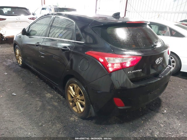 2013 Hyundai Elantra Gt მანქანა იყიდება აუქციონზე, vin: KMHD35LE4DU059463, აუქციონის ნომერი: 42557742