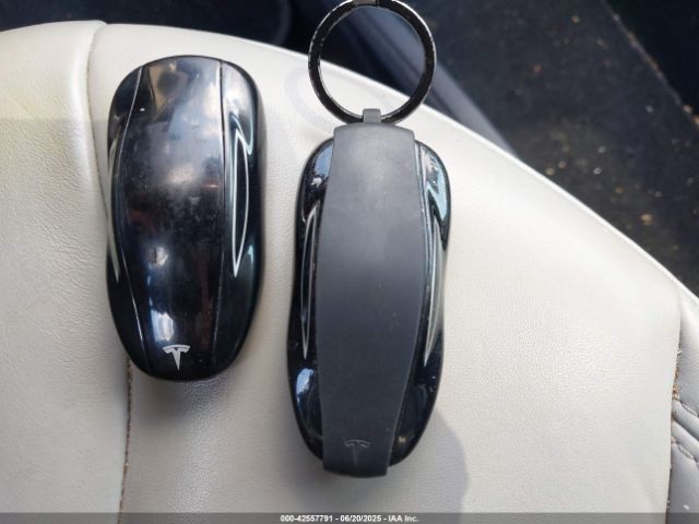 2013 TESLA MODEL S 5YJSA1CN0DFP21851 Photo 10