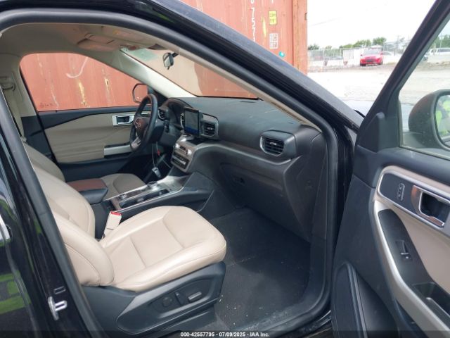 2022 FORD EXPLORER 1FMSK8DH0NGC02932 Photo 4