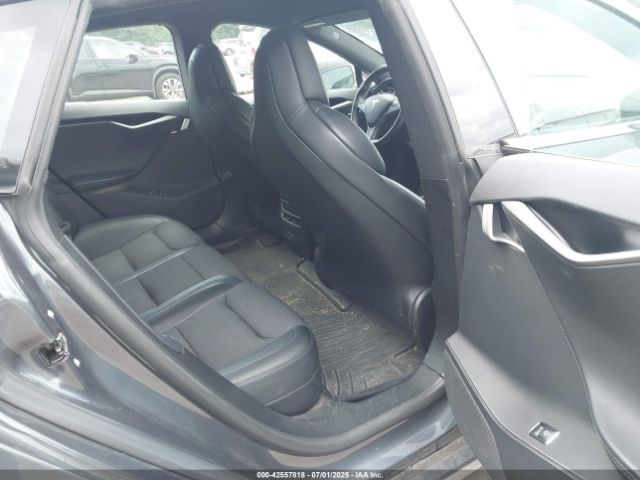 2019 TESLA MODEL S 5YJSA1E29KF300744 Photo 7