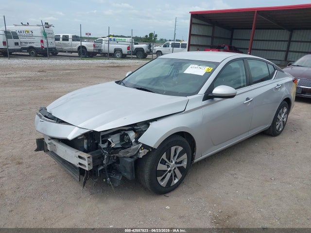 Nissan 2020 2020 1N4BL4BV0LC225348 Image 2