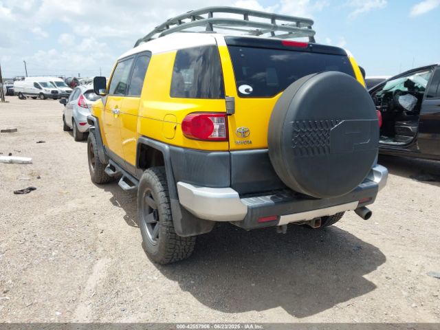 2007 TOYOTA FJ CRUISER JTEBU11F670087284 Photo 2