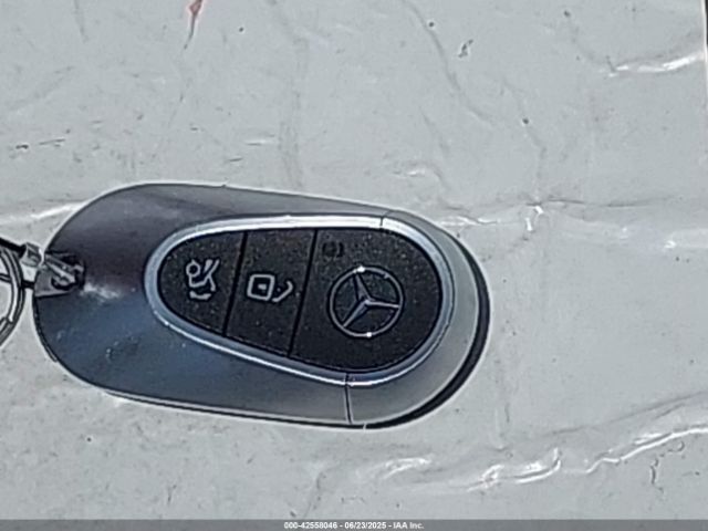W1KLF6BB5SA088026 Mercedes-Benz m256