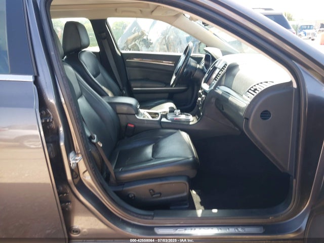 Chrysler 2019 2019 2C3CCAEG3KH613314 Image 5