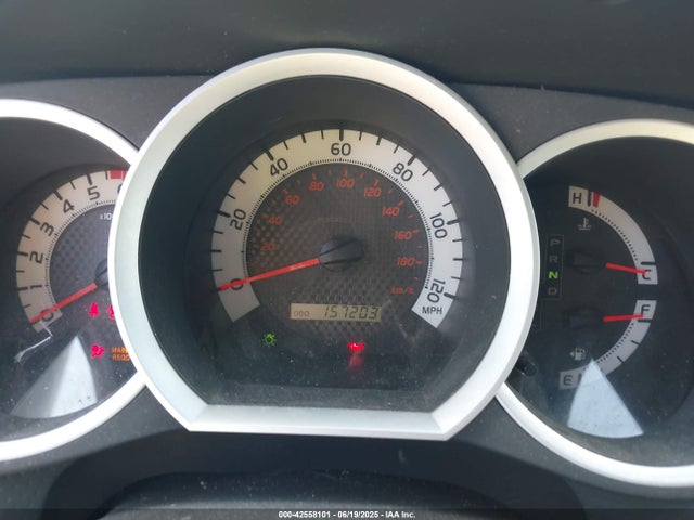 5TFNX4CN2EX034326 Toyota 2tr-fe