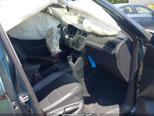 2018 VOLKSWAGEN TIGUAN 3VV2B7AX9JM058518 Photo 4