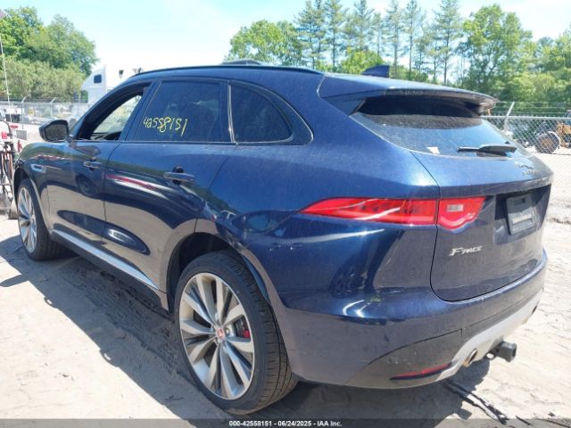 2017 JAGUAR F-PACE SADCM2BVXHA072629 Photo 2