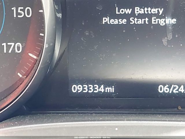 2017 JAGUAR F-PACE SADCM2BVXHA072629 Photo 6